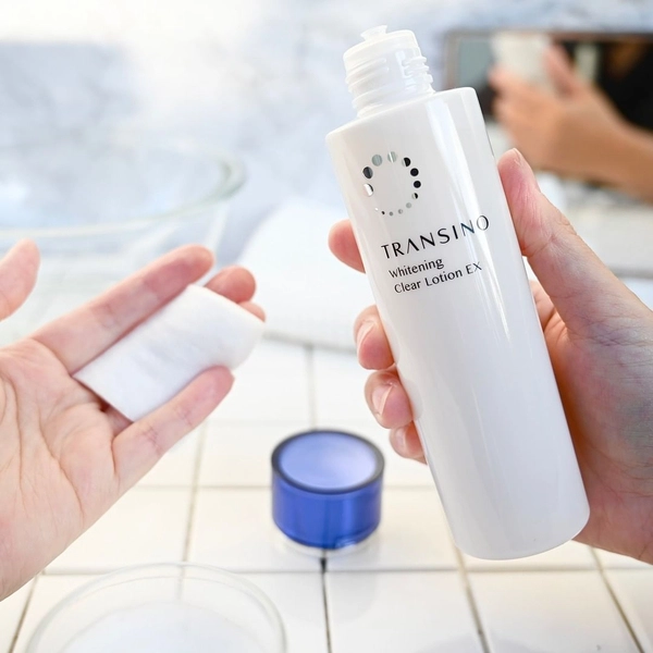 Nước Hoa Hồng TRANSINO Whitening Clear Lotion EX