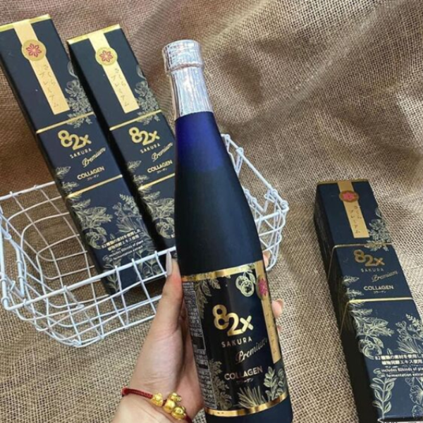 Nước Uống Collagen 82X Sakura Premium Chai 500ml
